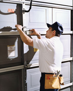 Garage door technician Maryland